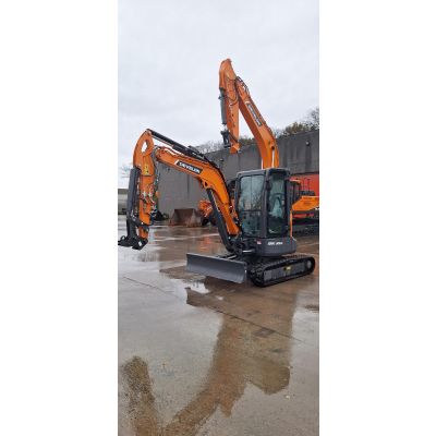 Mini-pelle Develon DX35z 2023
